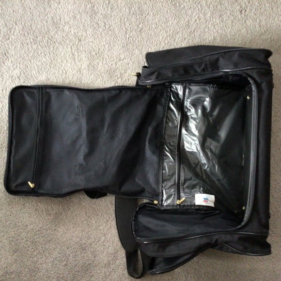 American Tourister - Black Canvas Travel Bag - Picture 9 of 15